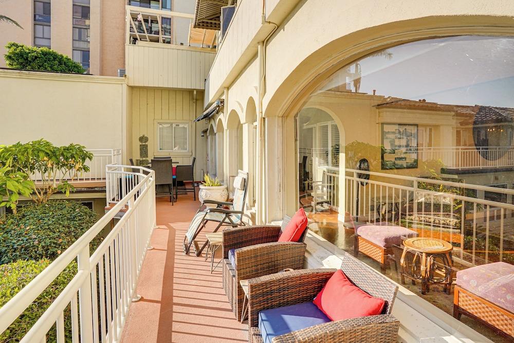 Beachfront Living in Long Beach: 2,500 Sq Ft Condo