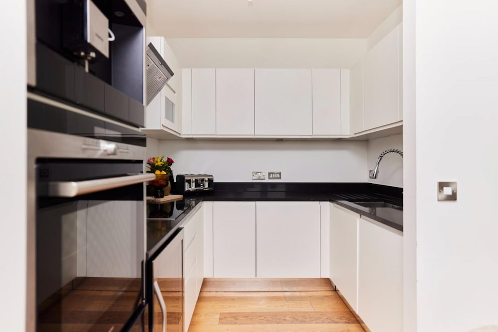 The Shoreditch Escape - Lovely 2bdr Flat With Balcony