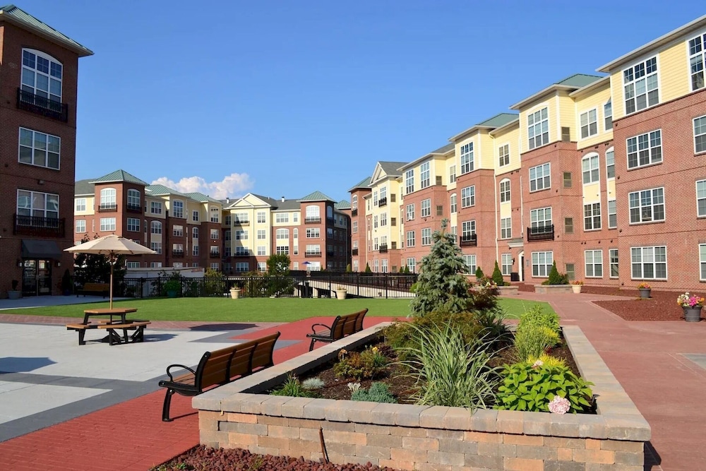 Landing Apartments New Haven