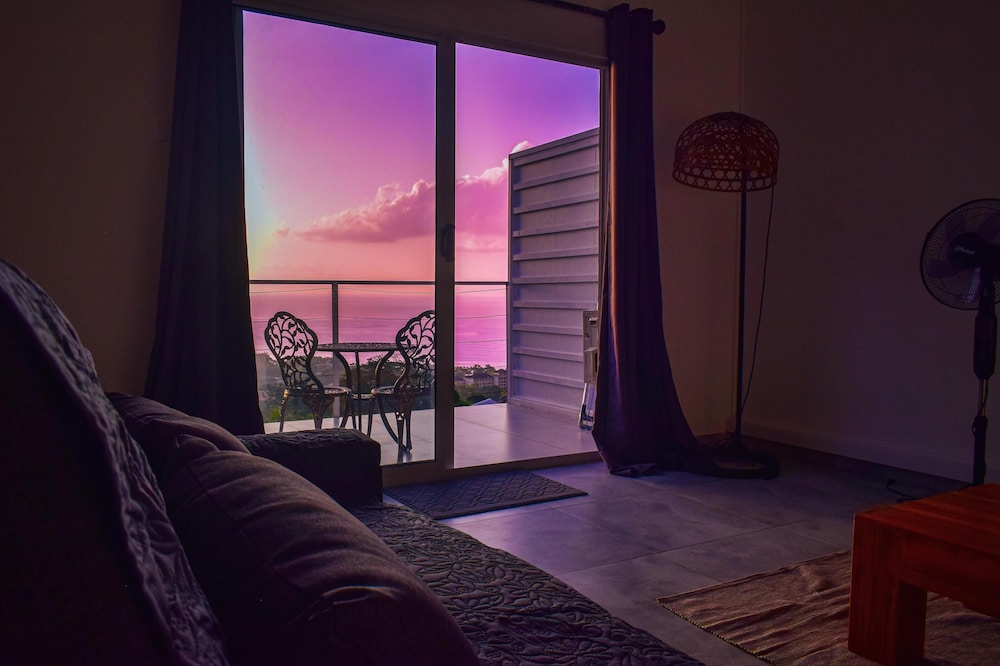 Wild Vanilla Apartment photo 4