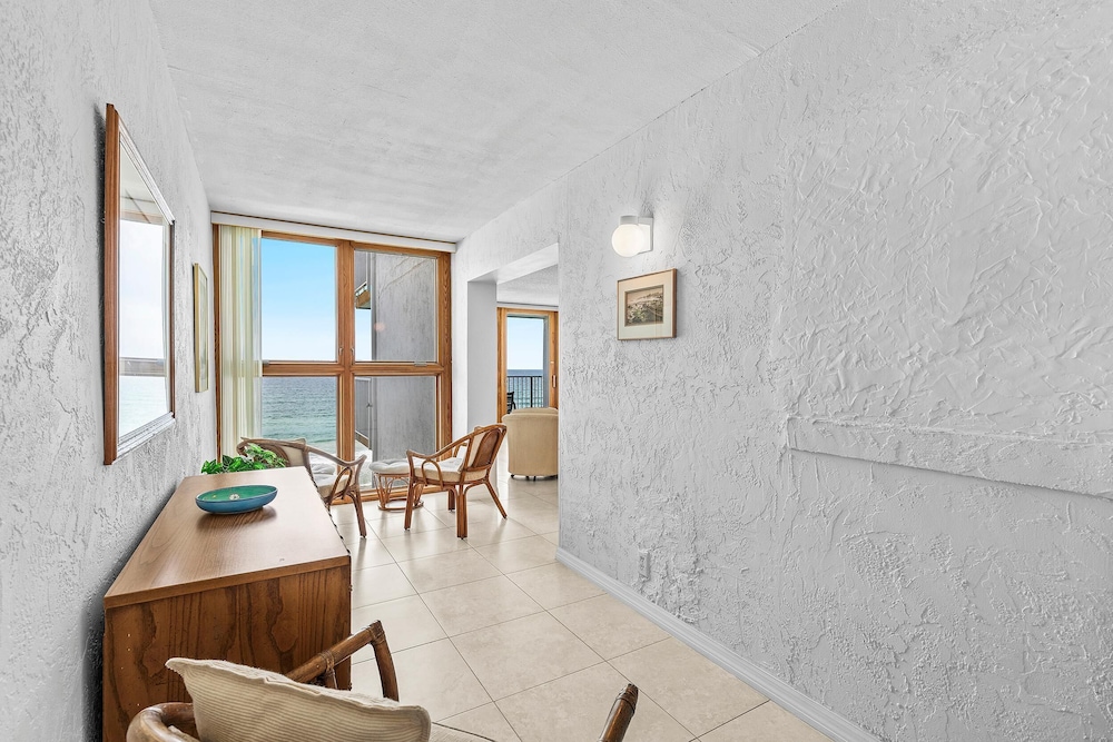 Smyrna Beach Club 607a