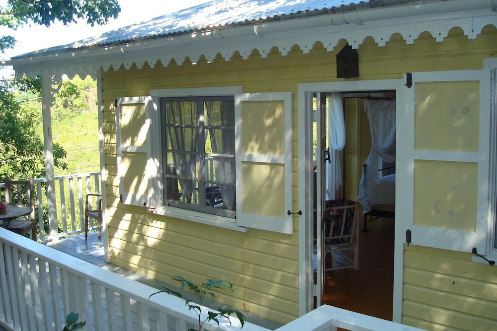 Galley Bay Cottages - Property Image 3