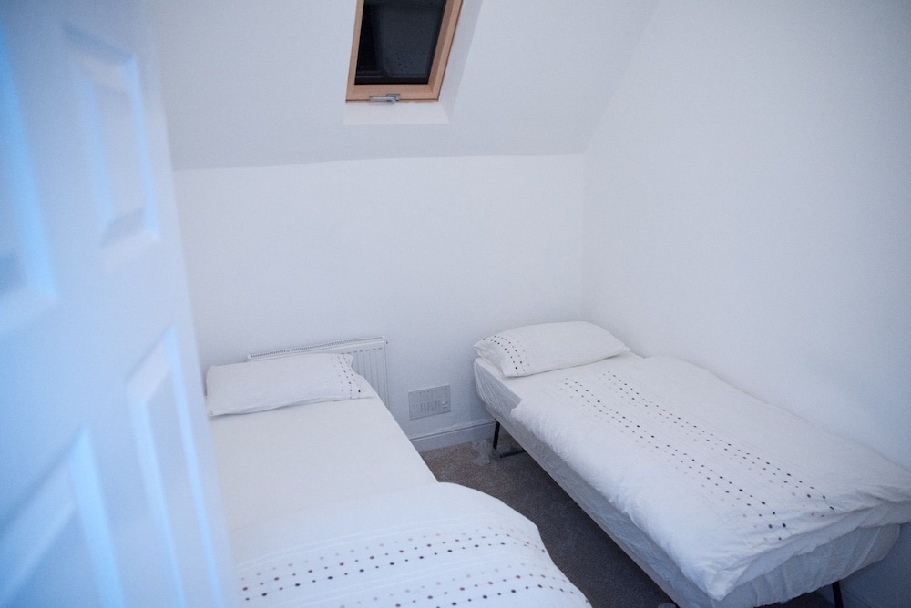Victoria Holiday Home view 5
