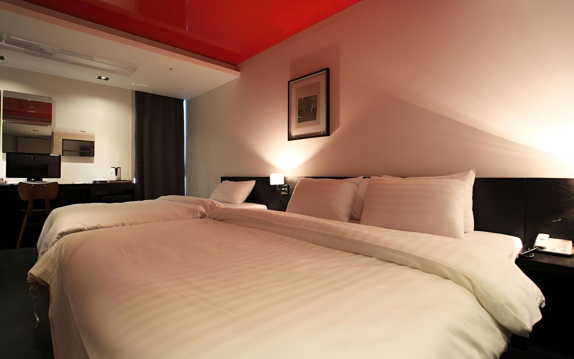 Incheon Ali Suite Hotel