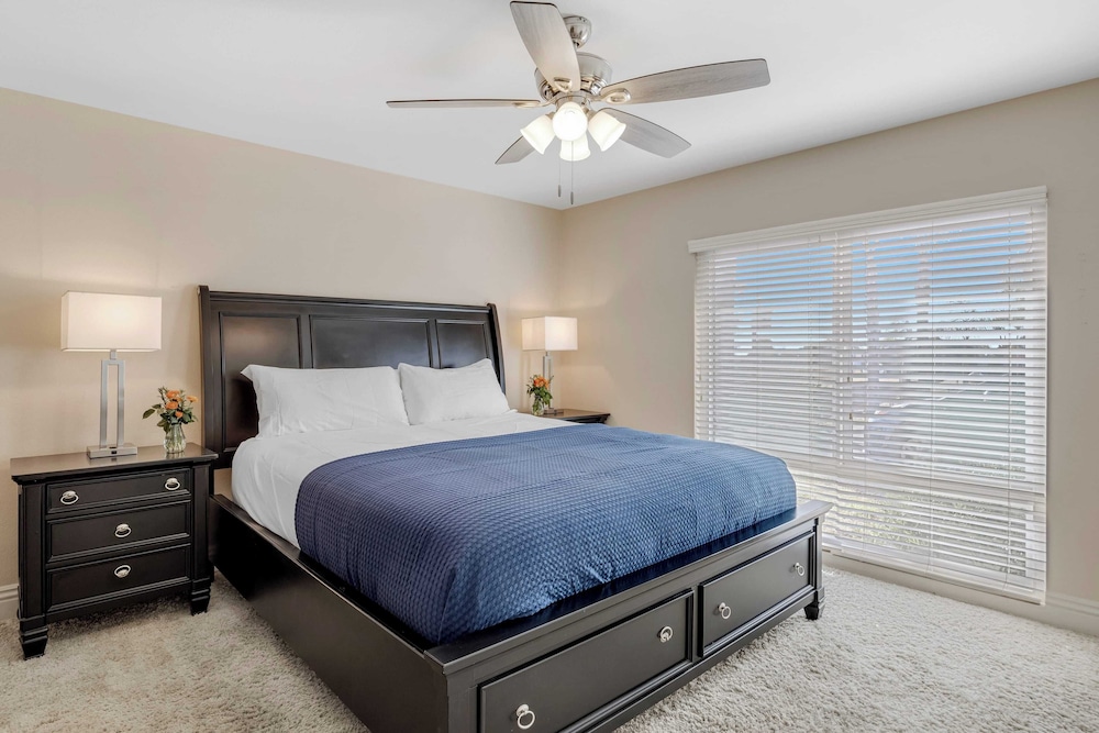 Bordeaux by Avantstay Private Pool, Hot Tub & Game Room Near Temecula