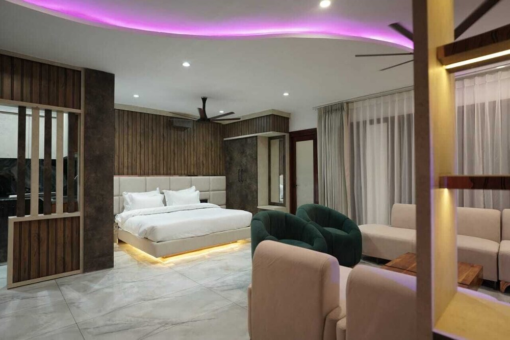Gurugram Resort Mussoorie