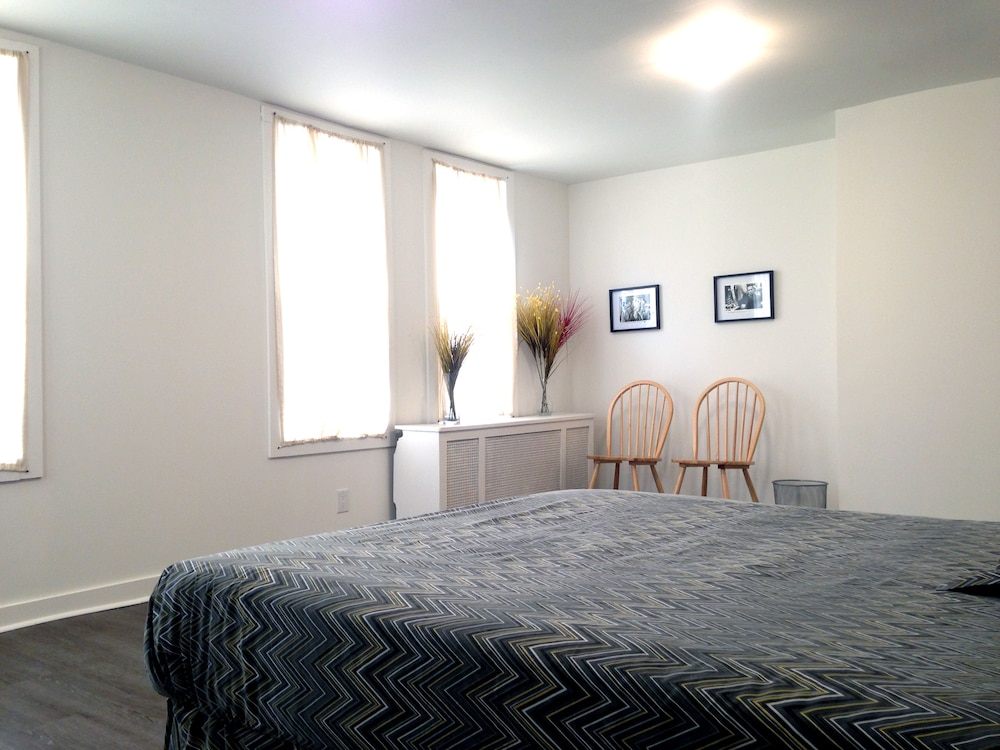 bnbTO - Hostel - Image 4