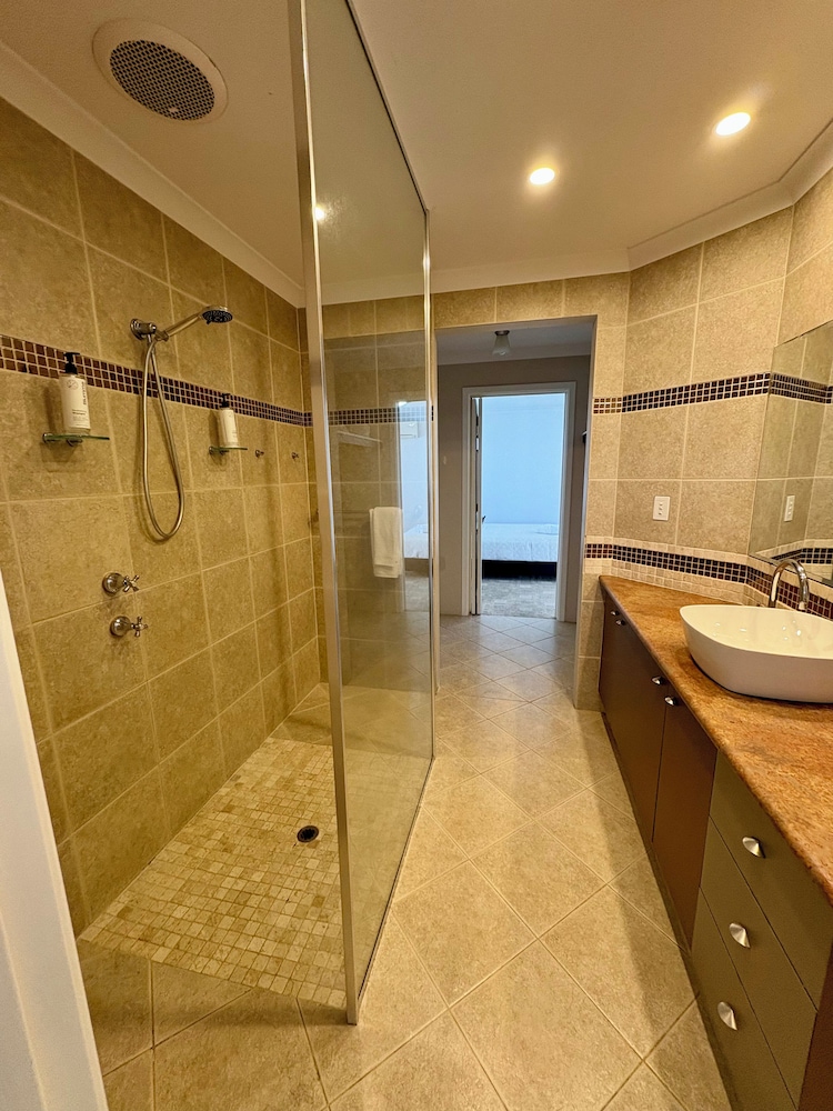 Seacrest Luxurious Holiday Home