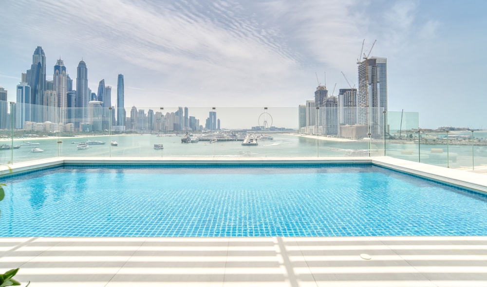 Five Palm Jumeirah Residences -Mint Stay