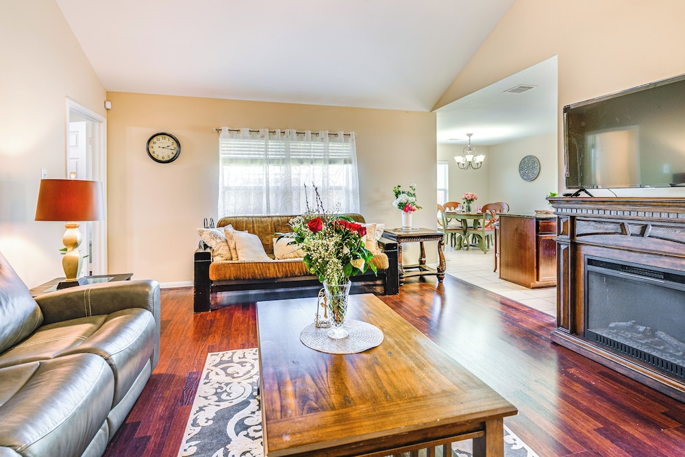 Suburban Home in Magnolia w/ Fenced Yard