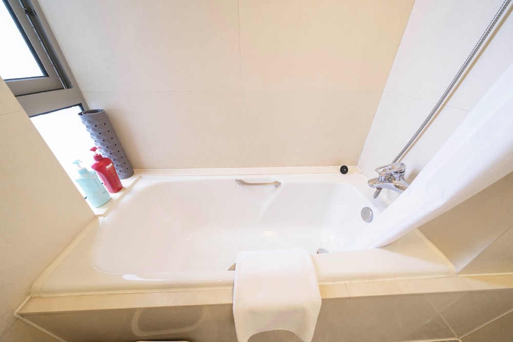 Tyms Family 3BR 2BA Apt Xujiahui Metro