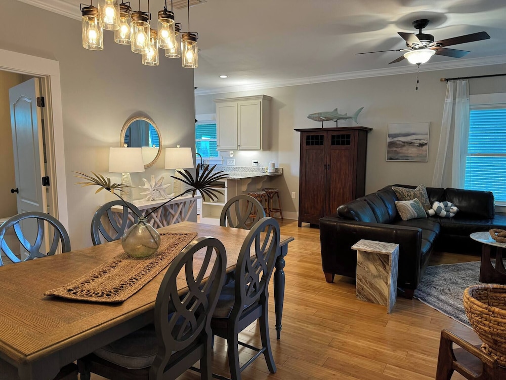 4005 Rookery 3 Sea Story With 2 Pools Beach Access and Lots of Beach Amenities