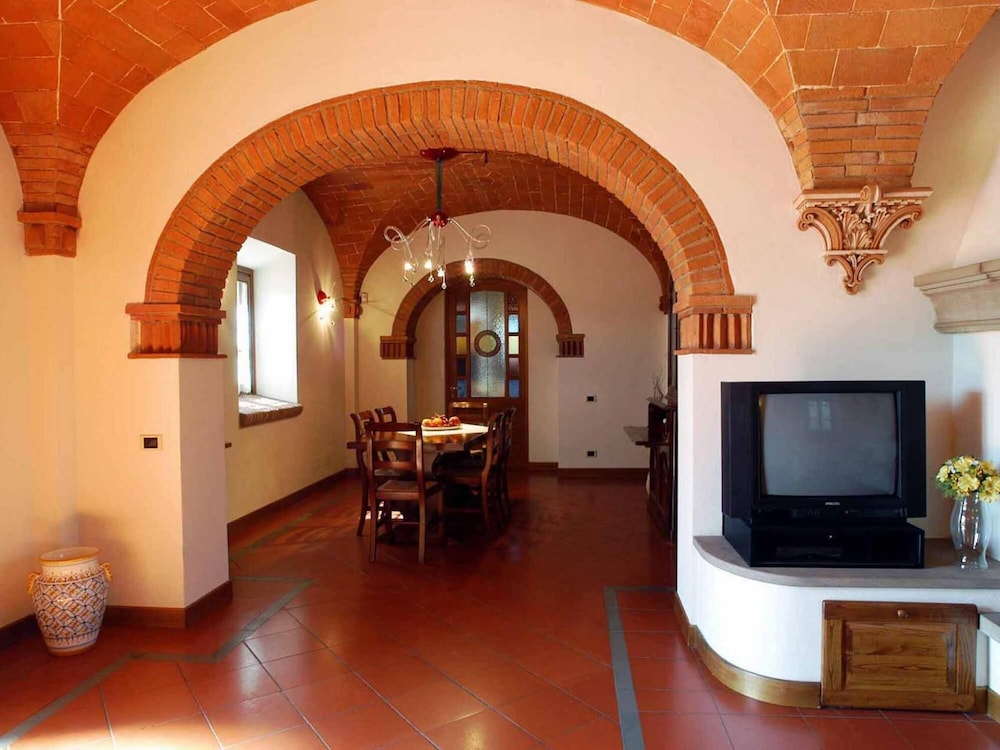Country House in Chianti With Pool ID 33 view 3