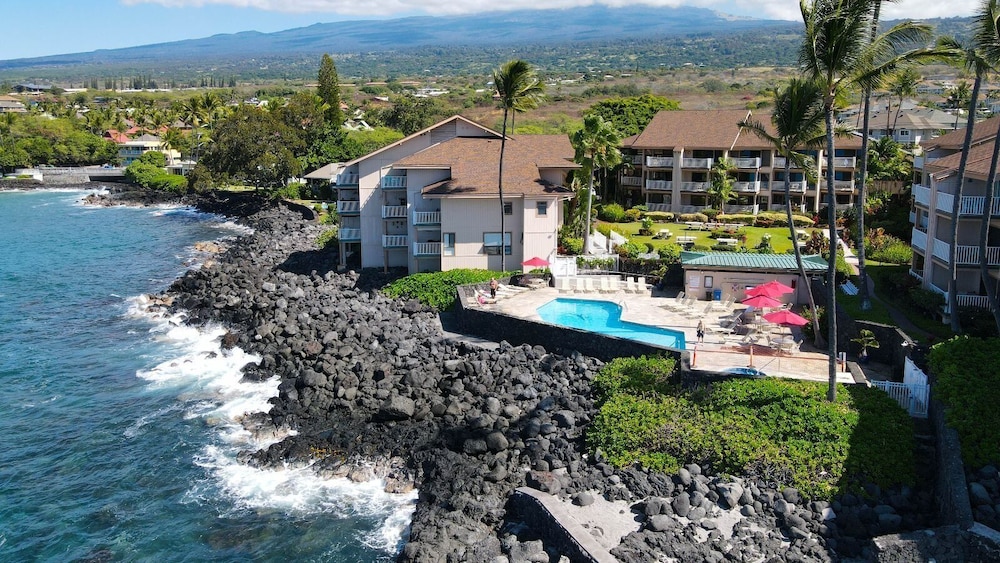 Top Floor - Direct Ocean Front View - Air-conditioned - Vrkcv