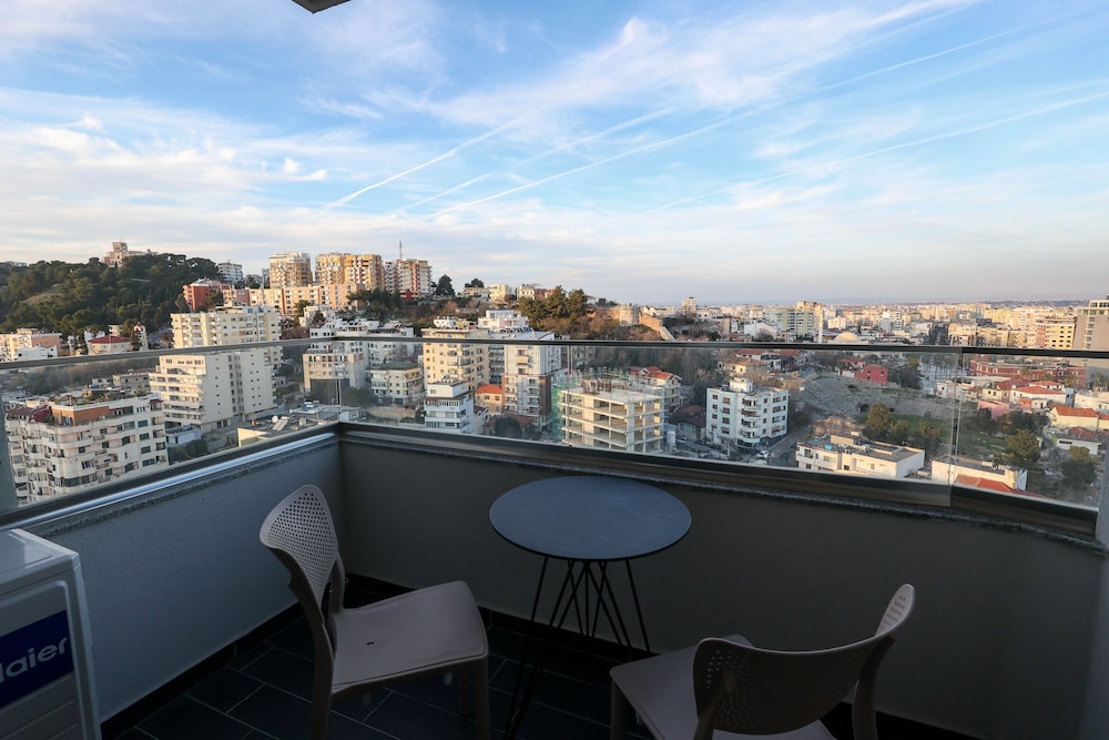 Grandstay Apartments 120