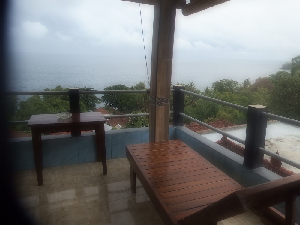 Bukit Indah Home Stay