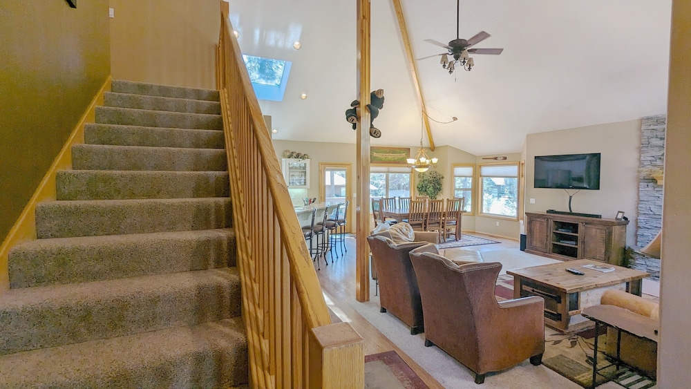 Mcnary 20 5 Bedroom Home