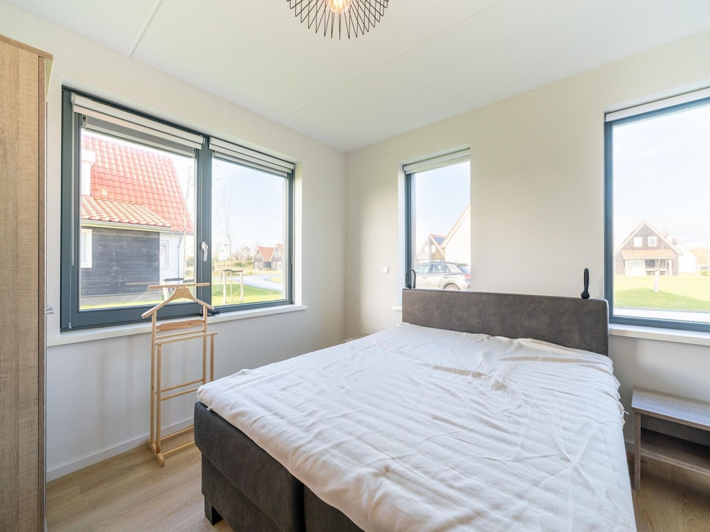 Holiday Home in Scherpenisse Near Nature Reserve