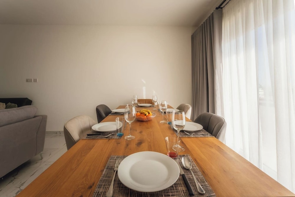 Bright Apartment With Sea Valley Views BBQ