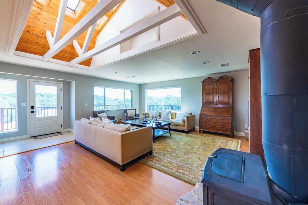 Heartview House