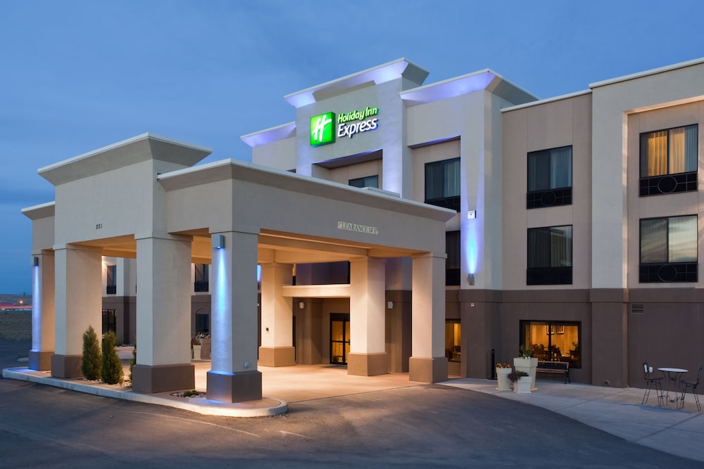Hotel Holiday Inn Express Rawlins, an IHG Hotel - Image 1