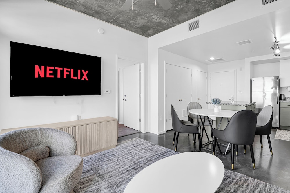 Phoenix Urban Luxury Escape