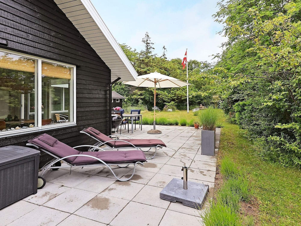 6 Person Holiday Home in Karrebaeksminde-by Traum