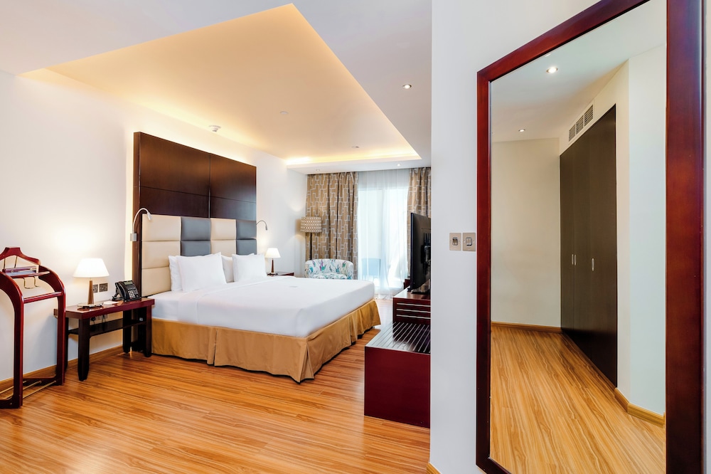Abu Dhabi Vacations - Metropolitan Al Mafraq Hotel - Property Image 51