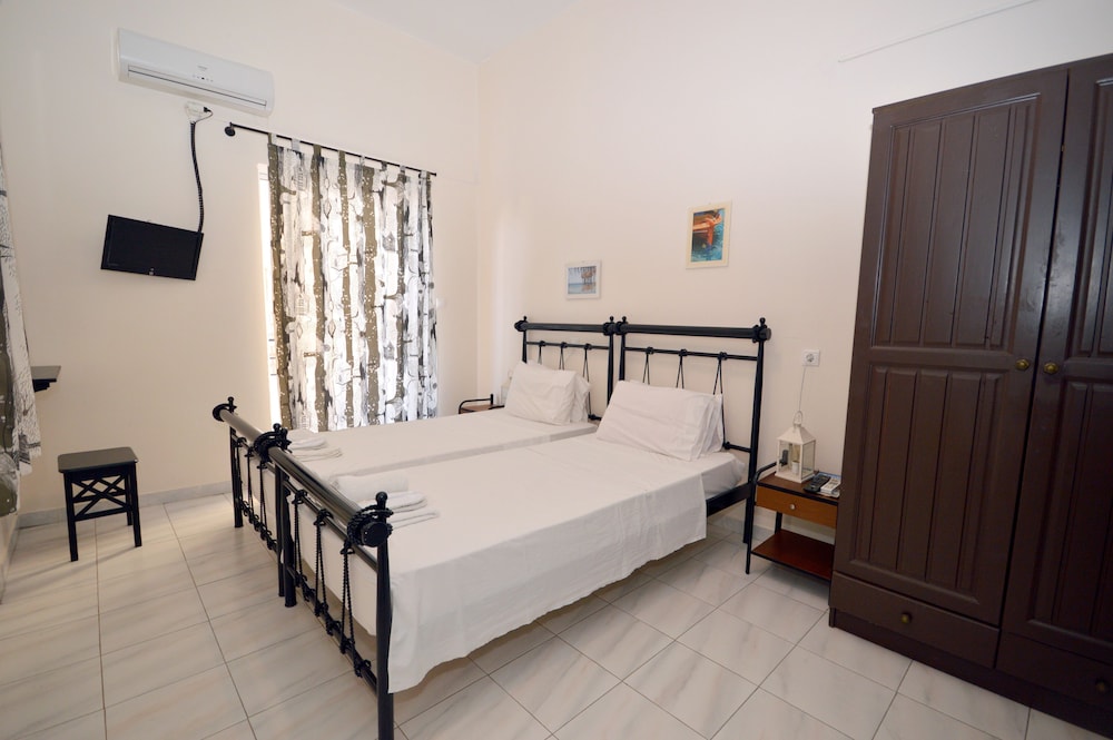 Koukounari 2 Rooms