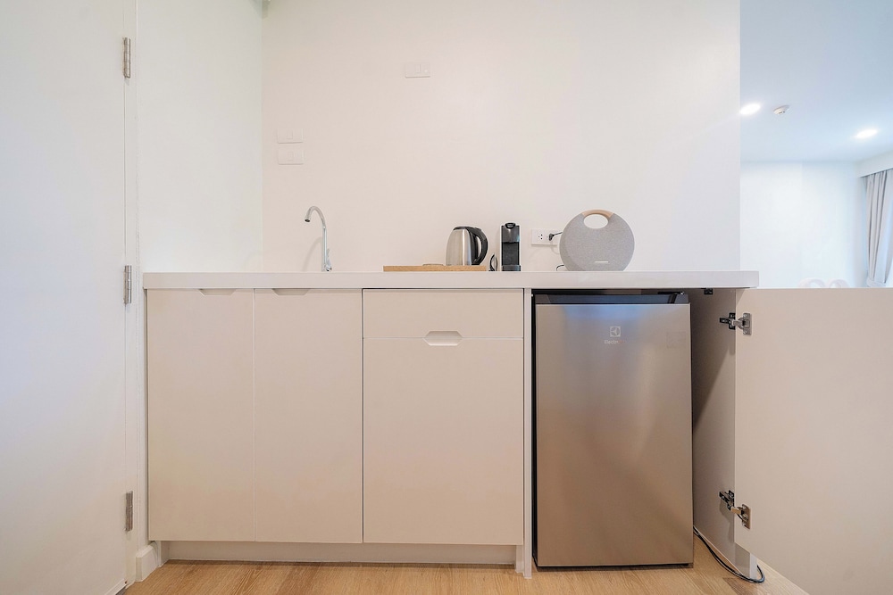 Zcape X2 Condominium in Bang Tao