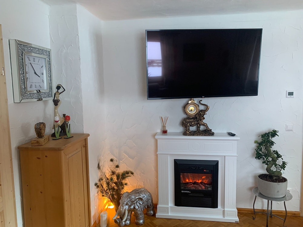 Large, Detached Holiday Home in Muhr