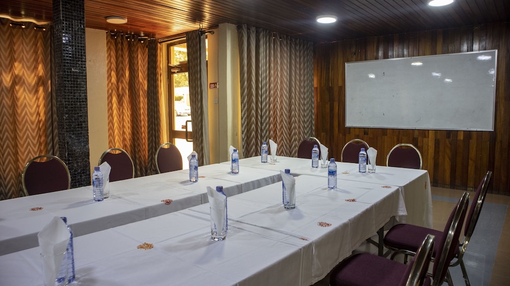 Ssnit Guest House
