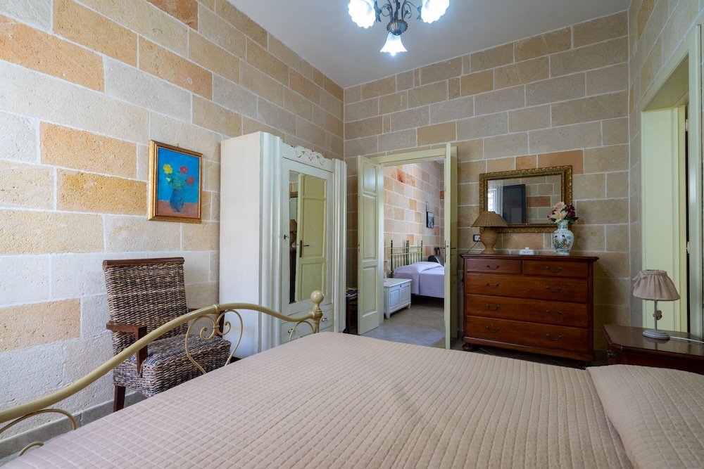 3450 Casa Maredoro by Barbarhouse view 3