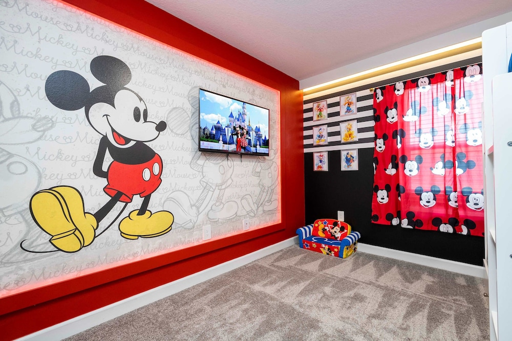 Magical Stay Mickey and Harry Potter Rooms