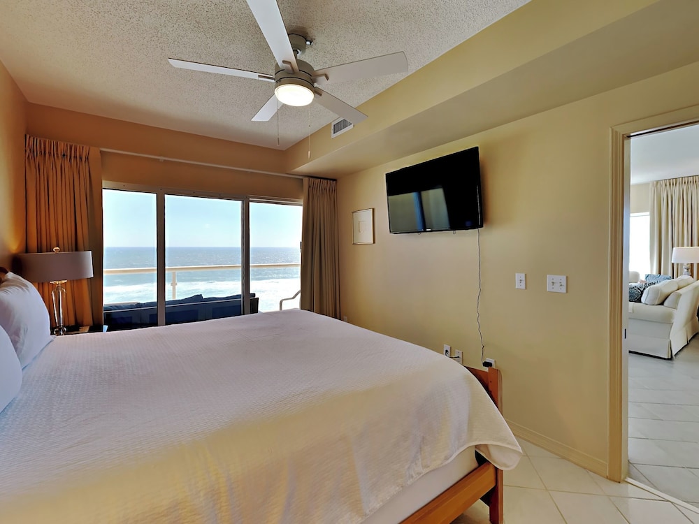 Emerald Isle #1108 by Southern Vacation Rentals