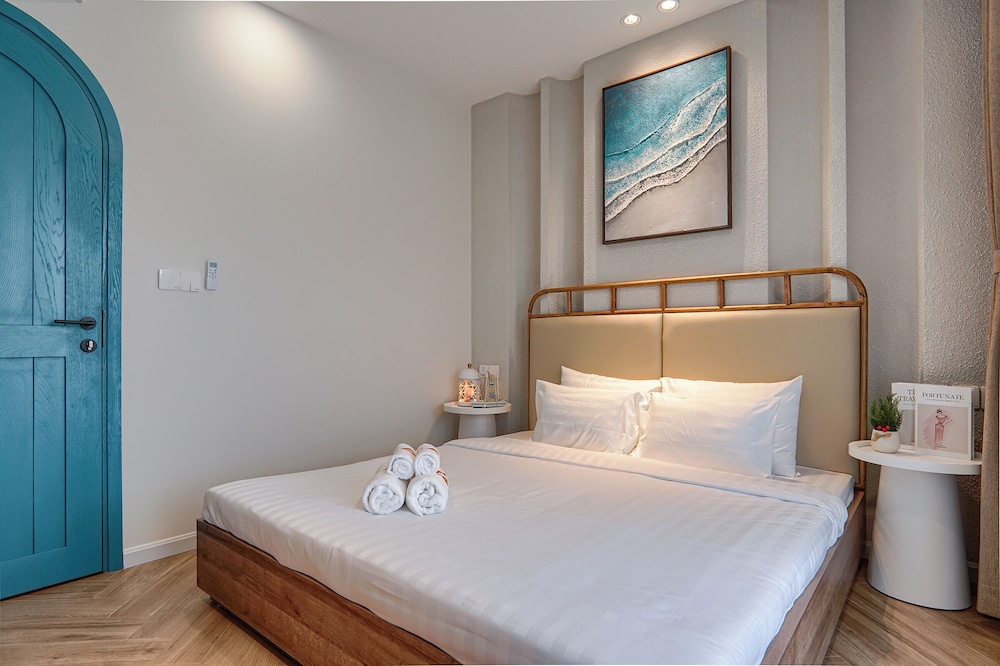 Luxury 4 bedroom Casa Santori