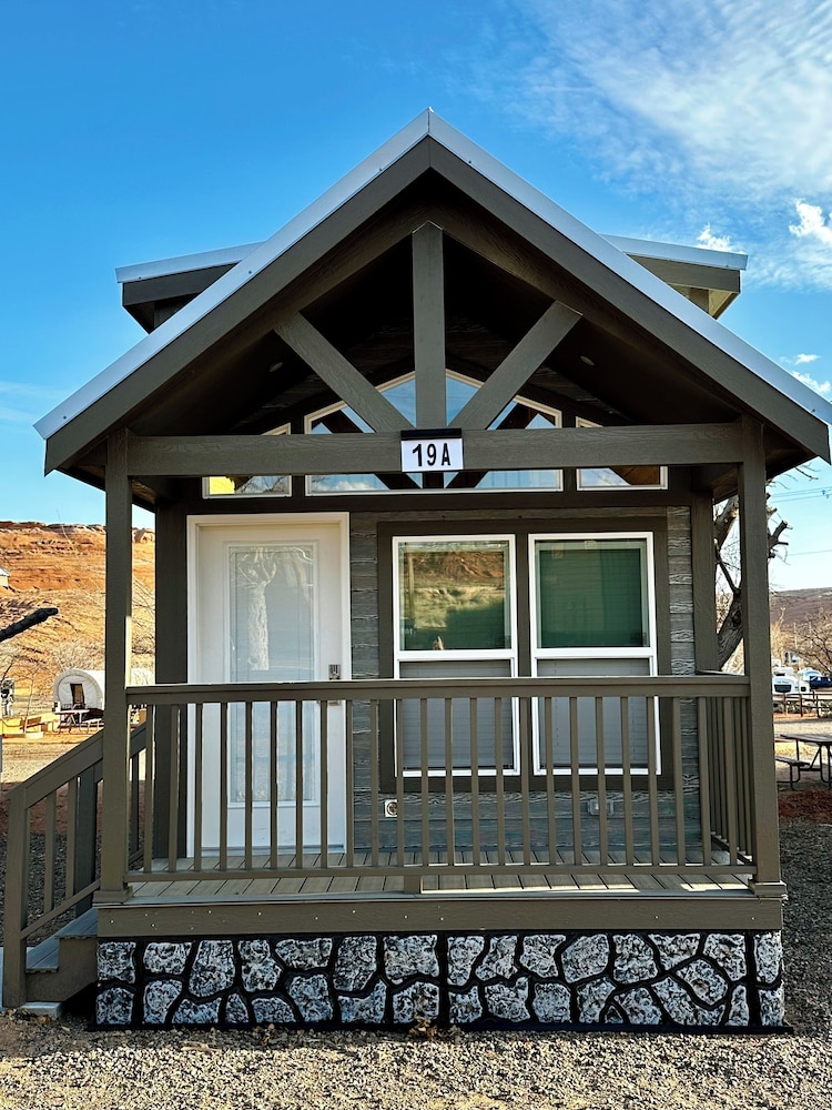 Luxury Tiny Home King Room