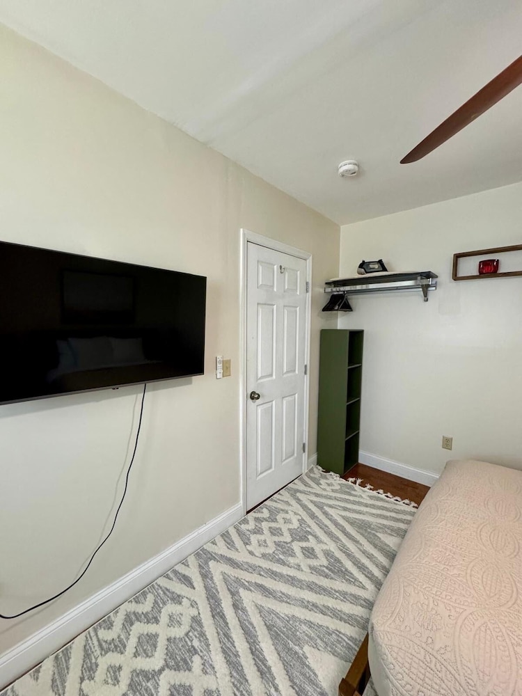 Central Lake Placid Hideaway