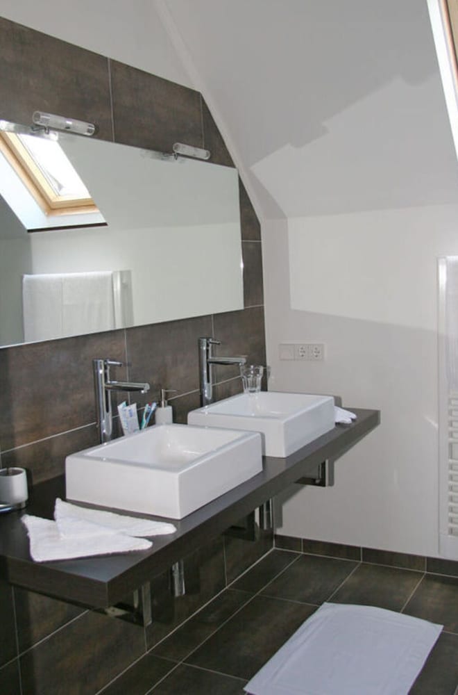 Grand Suite Comfortable Holiday Residence