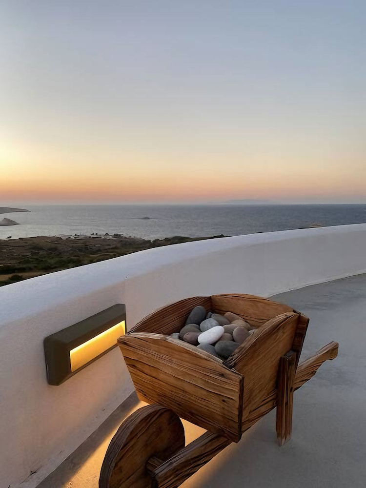 Majestic Anatoli Retreat