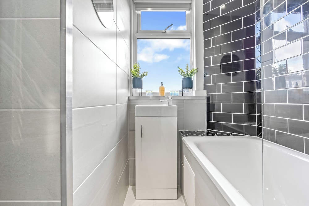 Superb 3bed Fulham Palace Retreat