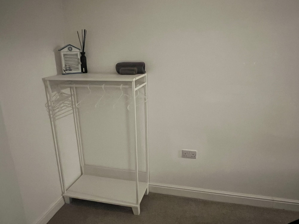 Seaside Cottage Escape in Paignton - Sleeps 4