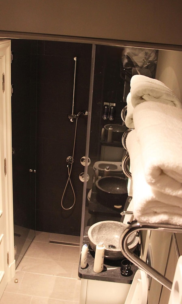 Frida Süitler ve Apartlar - Image 34