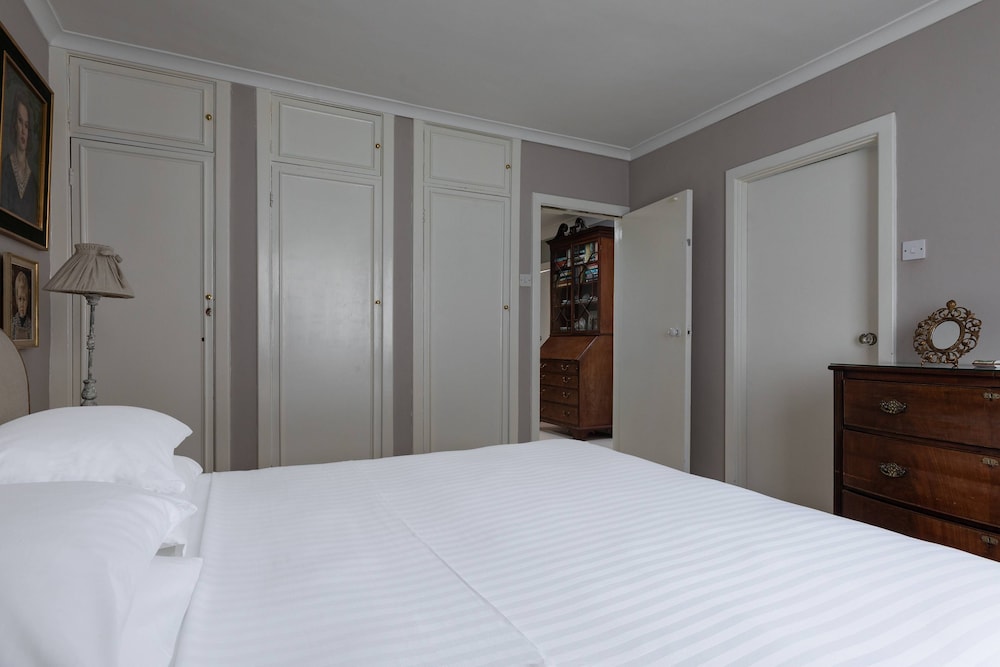 Courtfield Mews by Onefinestay