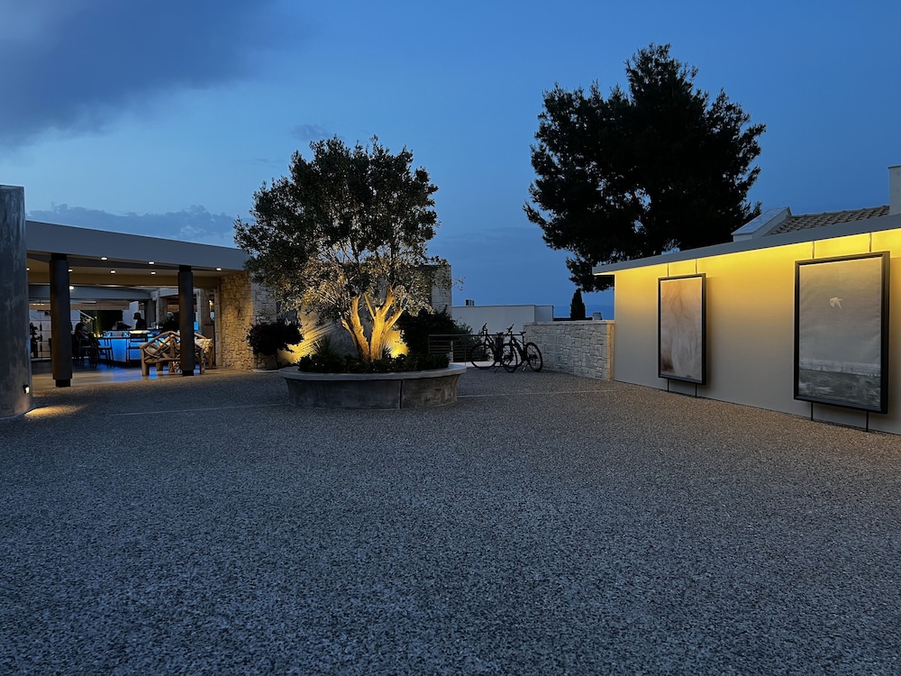 Hotel Kappa Resort - Image 1