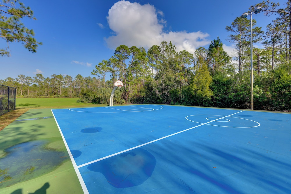 Home Near Flagler Beach, Daytona, Parks & More!