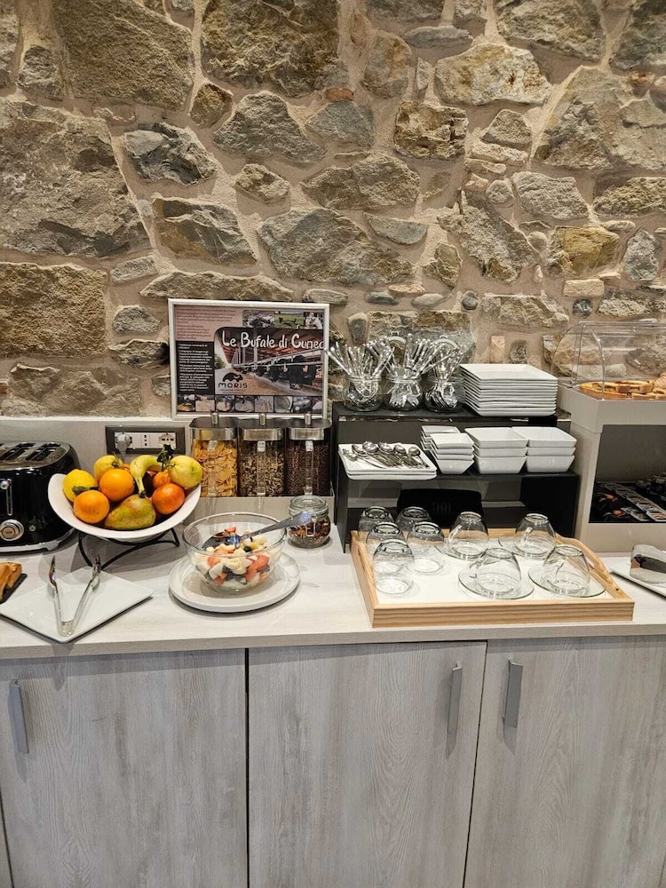 PRIMAFILA PREMIUM GUEST HOUSE