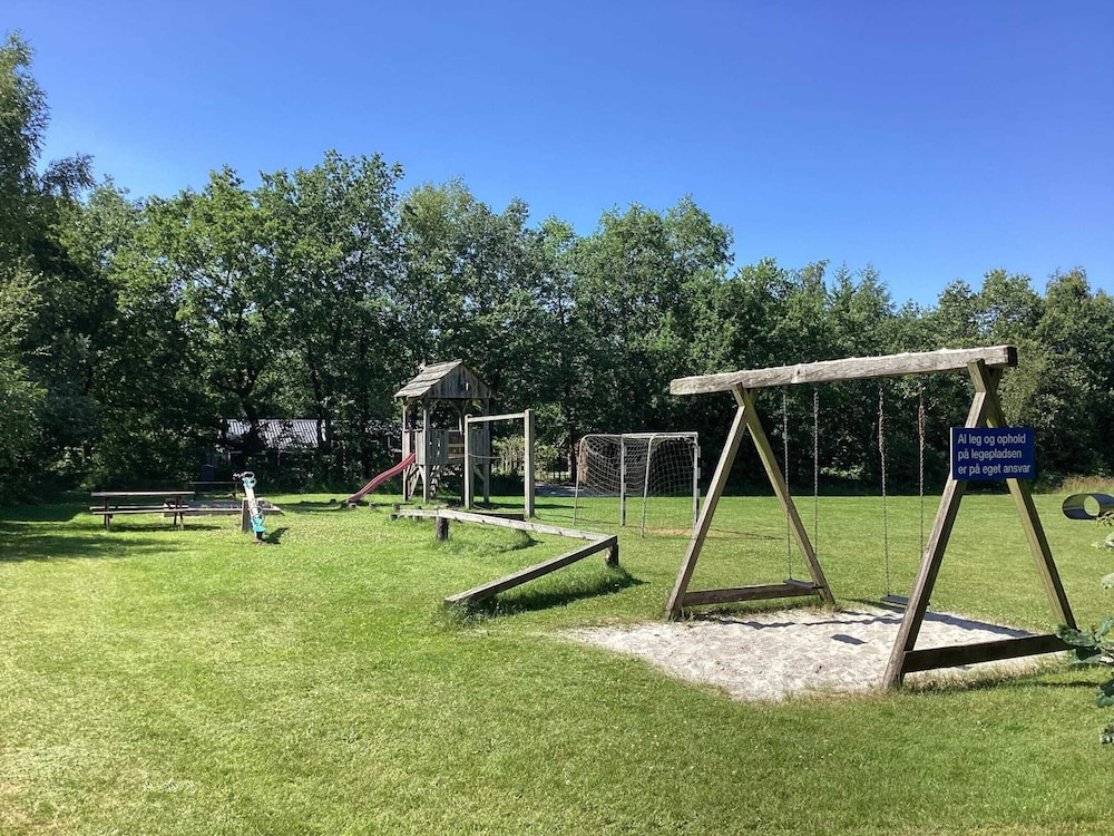 6 Person Holiday Home in Give