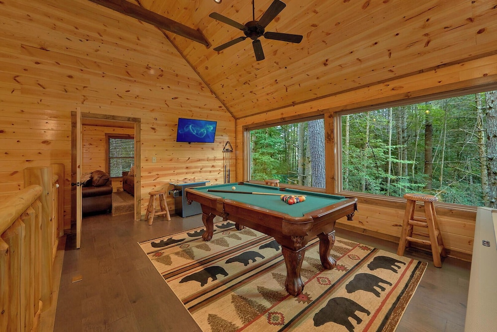Adventure Lodge