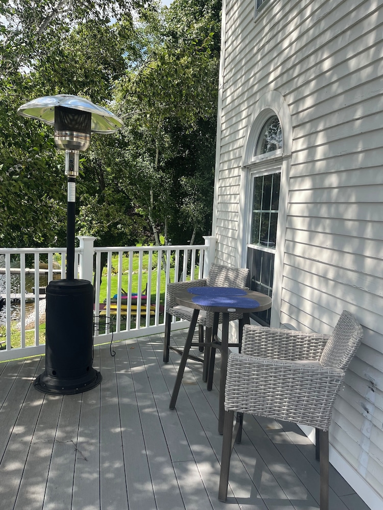 Pressey House Lakeside Bed & Breakfast